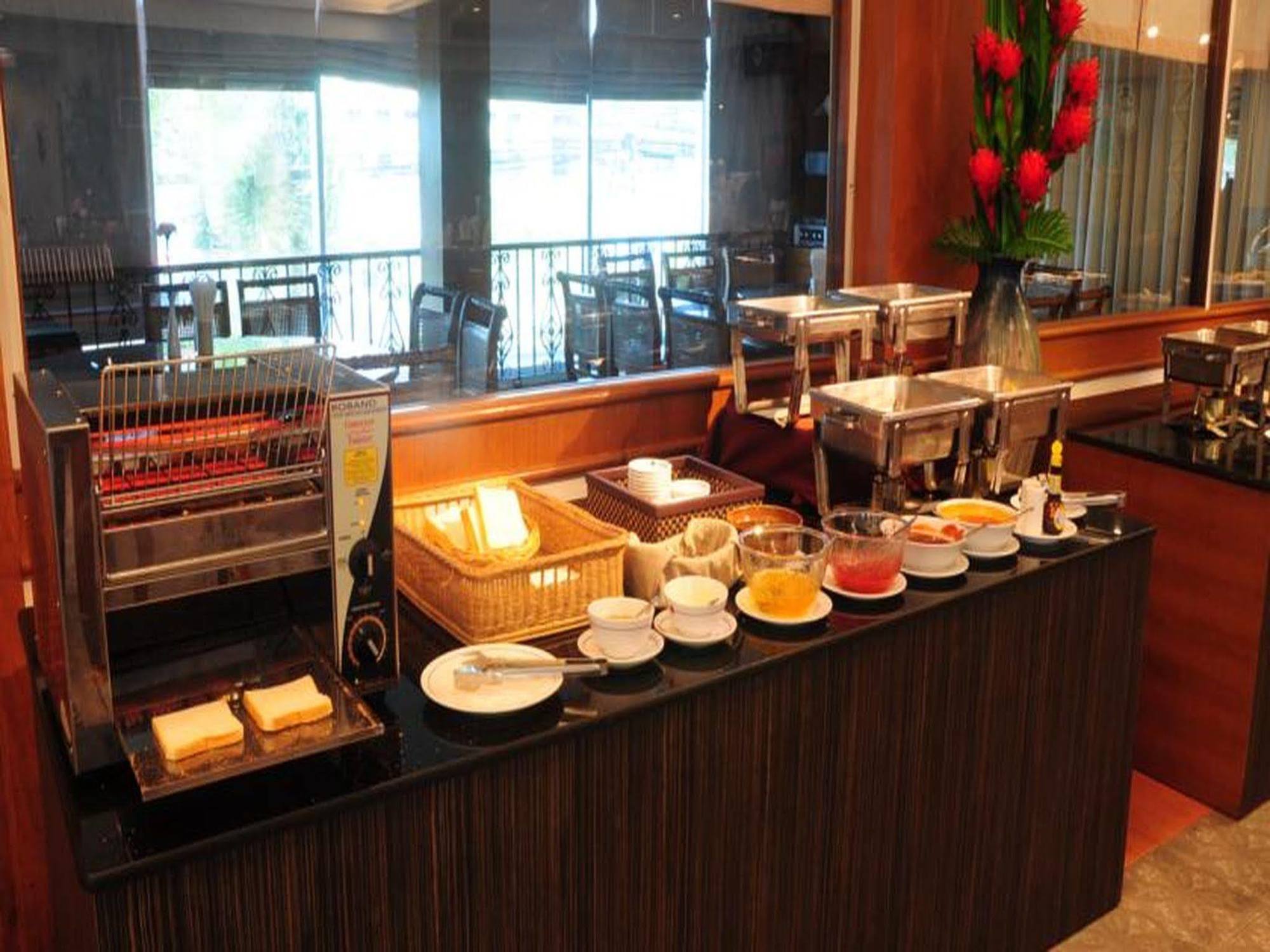 New Travel Lodge Hotel Chanthaburi Exterior foto