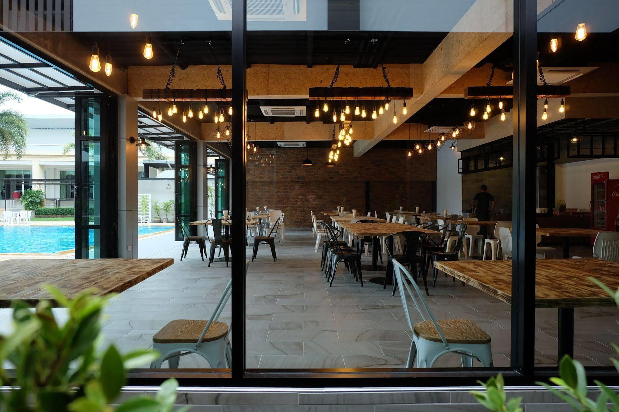 New Travel Lodge Hotel Chanthaburi Exterior foto
